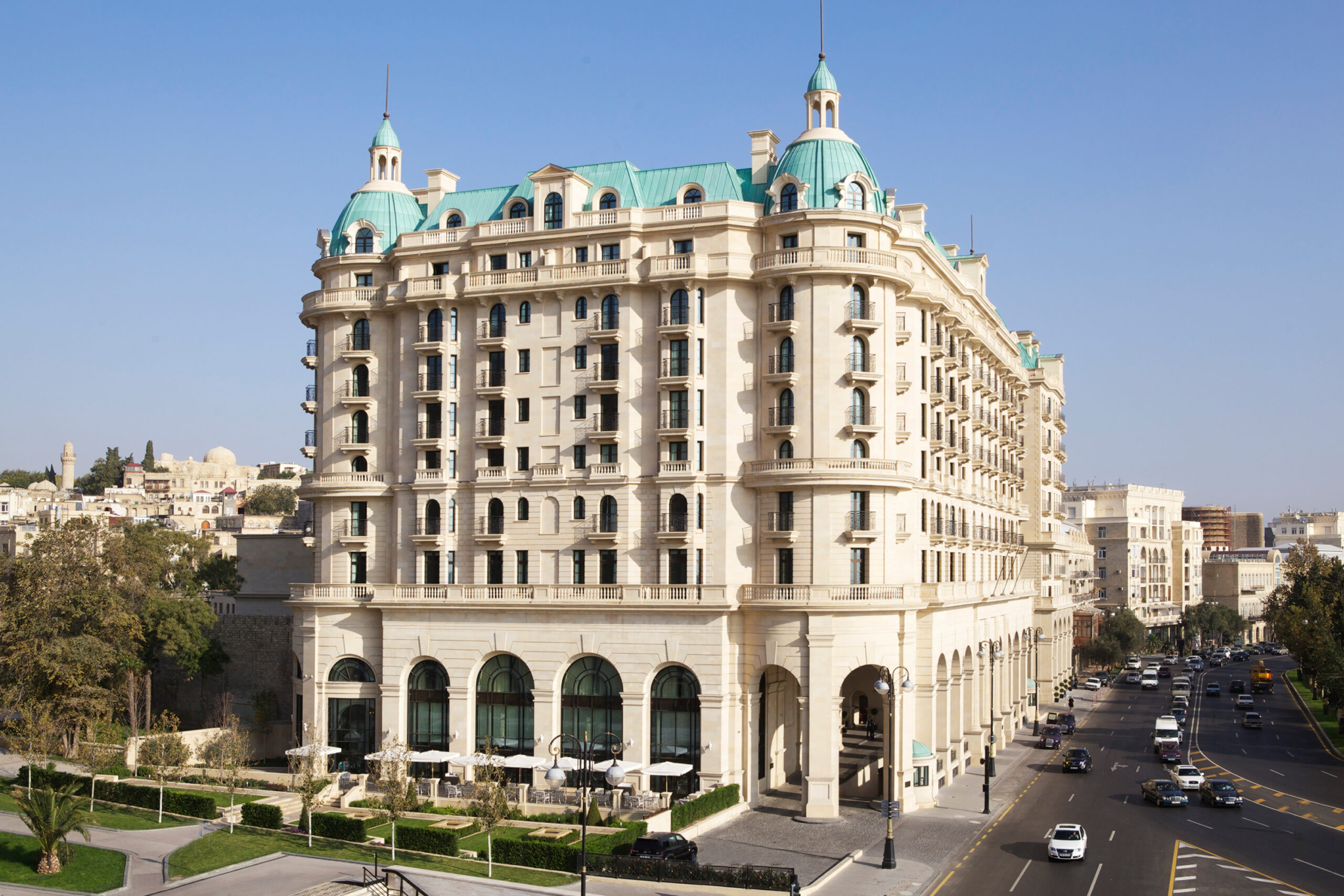 Four Seasons Hotel Baku – Außenansicht des Beaux-Arts-Gebäudes