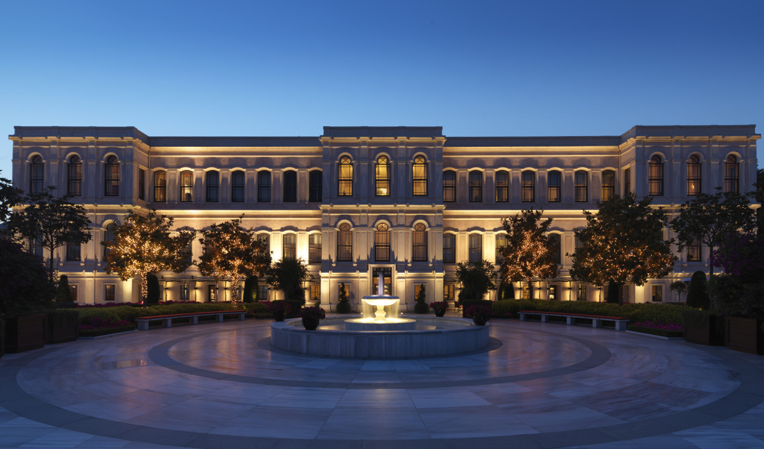 Four Seasons Hotel Istanbul at the Bosphorus: 100 USD Guthaben auf den Aufenthalt