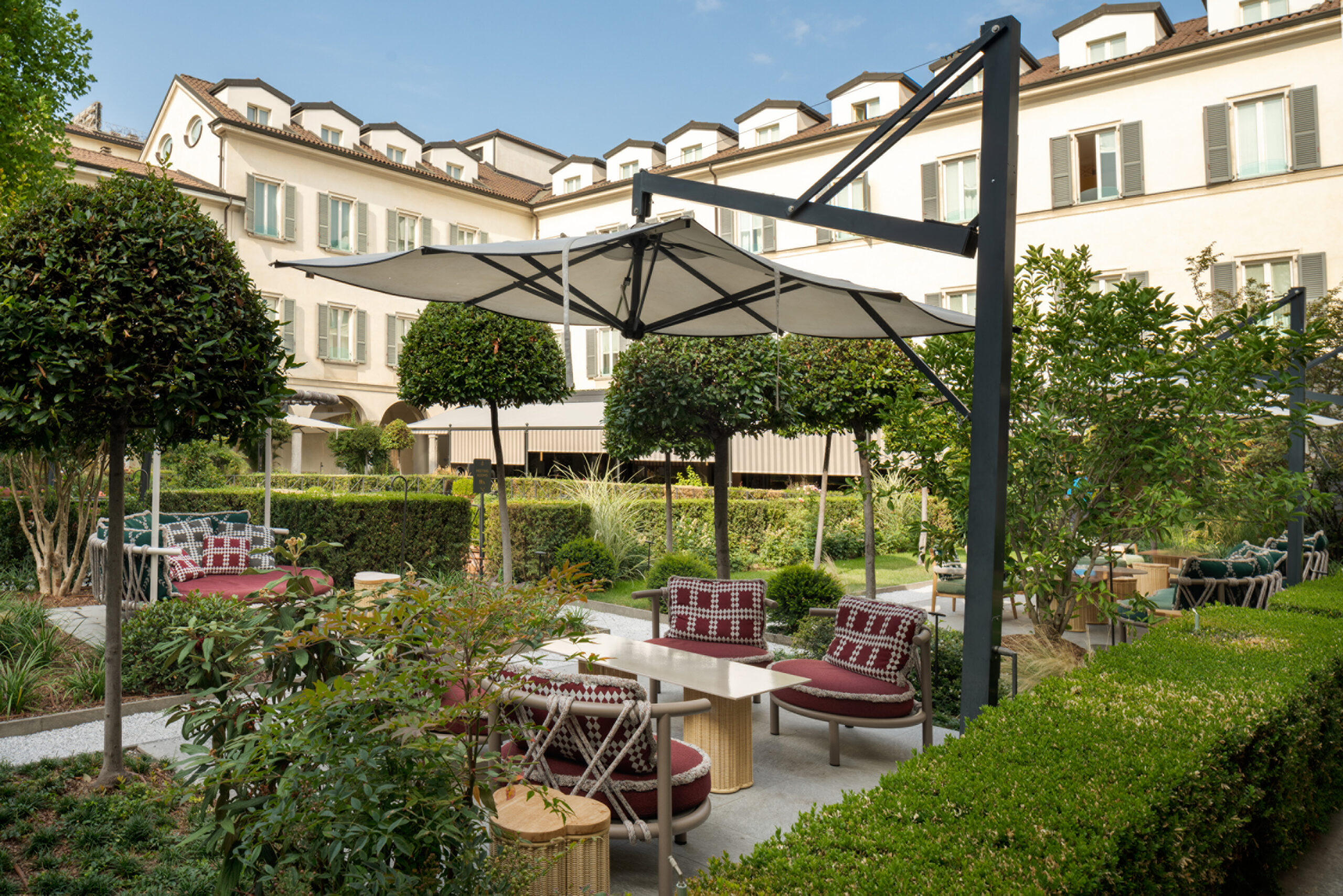 Four Seasons Hotel Milano: 100 USD Guthaben auf den Aufenthalt