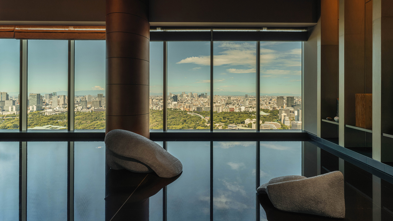 Four Seasons Hotel Tokyo at Otemachi – Pool mit Panoramablick über Tokio