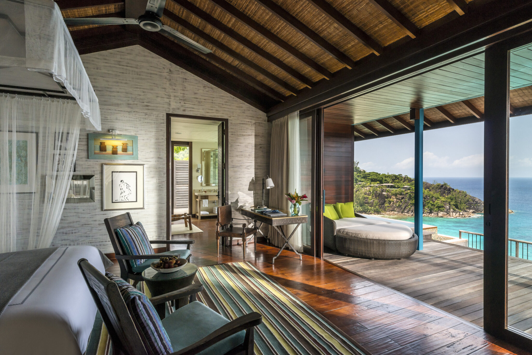 Four Seasons Resort Seychelles – Villa mit offener Terrasse