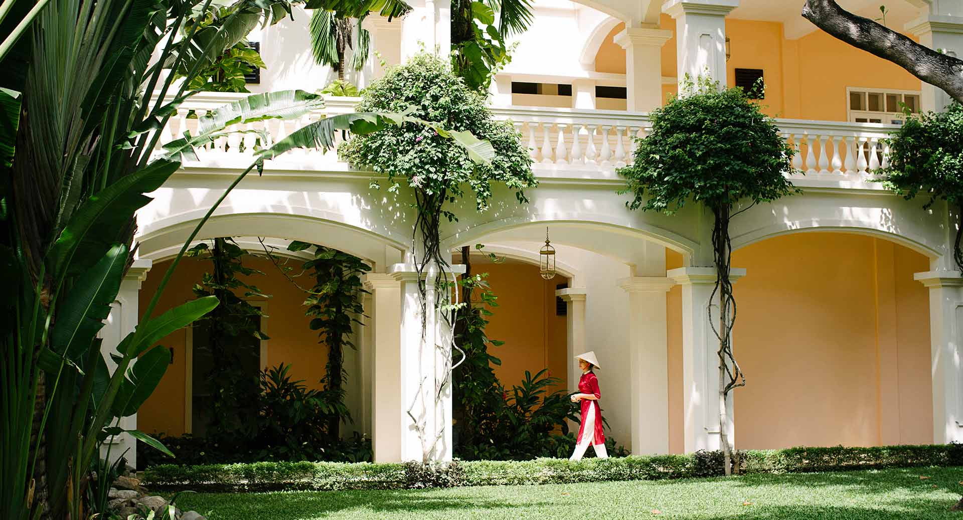 Anantara Hoi An Resort: Kolonialstil am Thu Bon, fünf Minuten vor der Altstadt