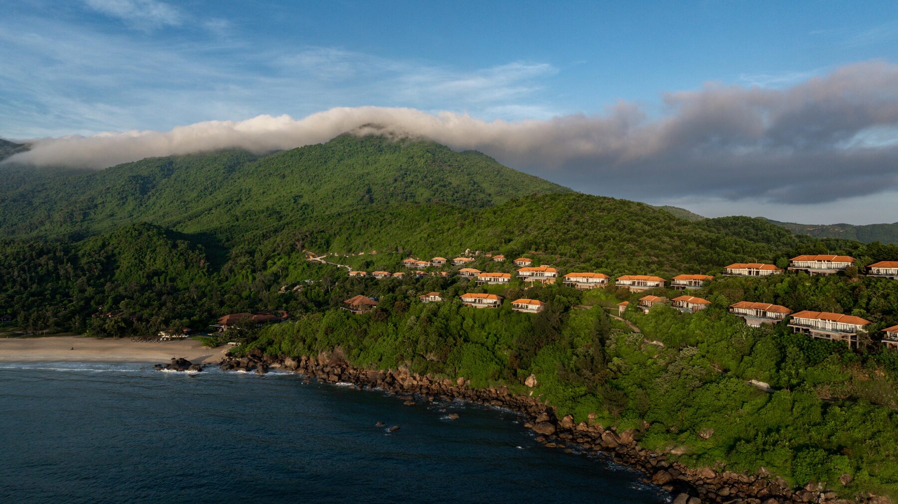 Banyan Tree Lăng Cô: eine Bucht für sich, zwischen Wolkenpass und Kaiserstadt
