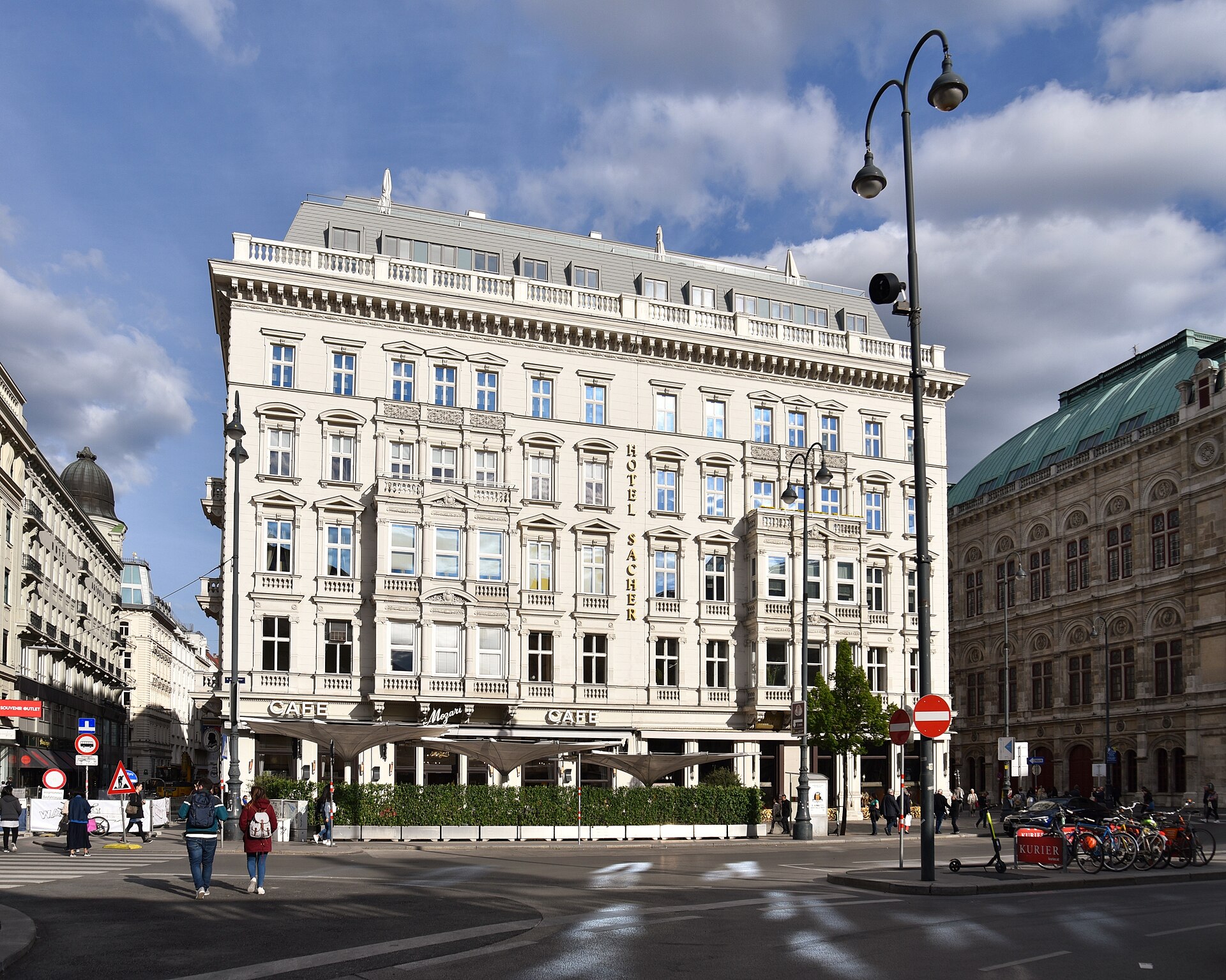 Hotel Sacher, Wien: Die Originalsuite, ein Frühstück und das Vermächtnis einer Stadt