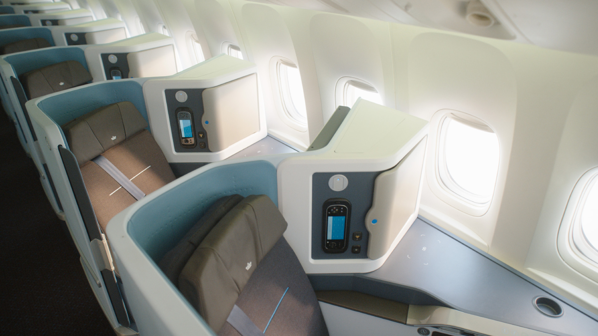 KLM World Business Class mit Schiebetür