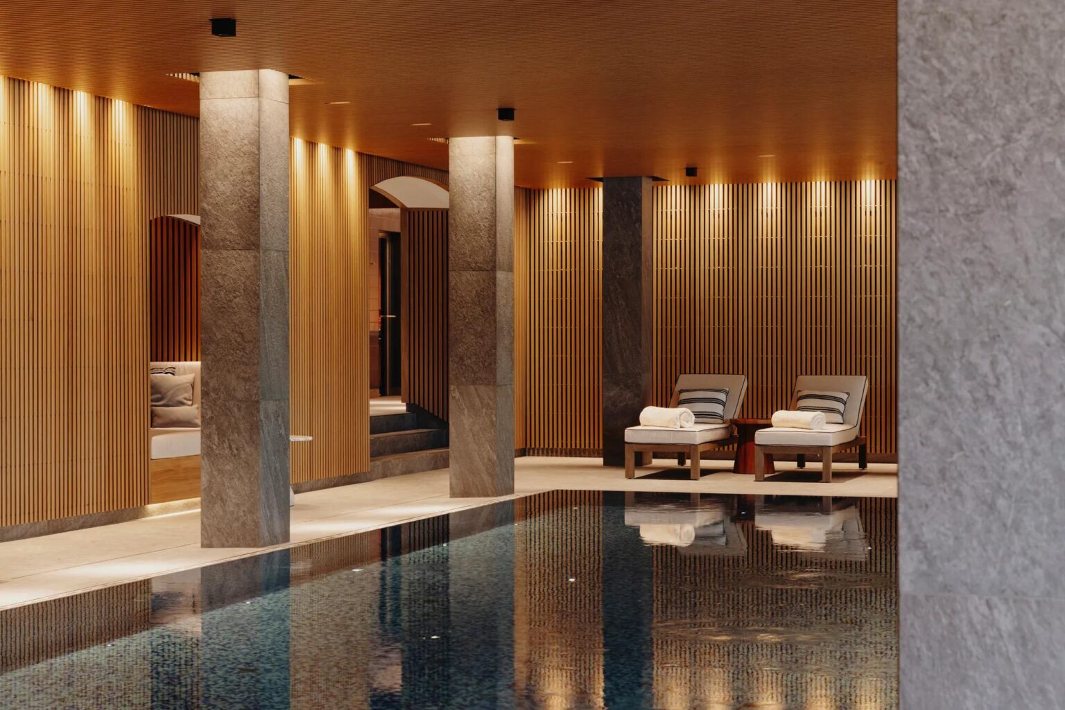 Rosewood Schloss Fuschl – Indoor-Pool im Asaya Spa